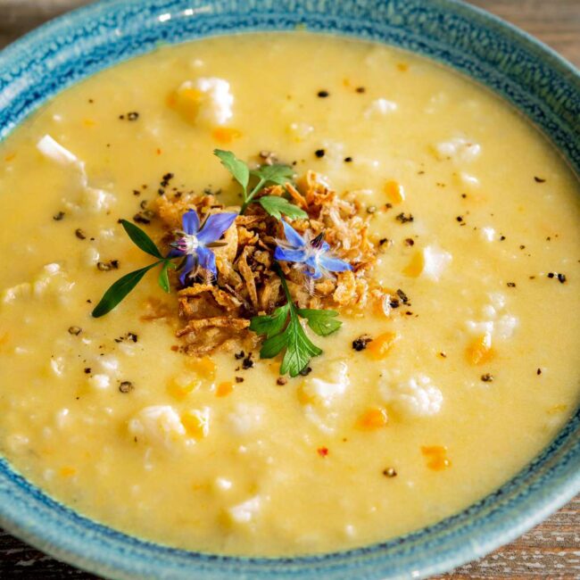 Recette de chowder au chou-fleur.