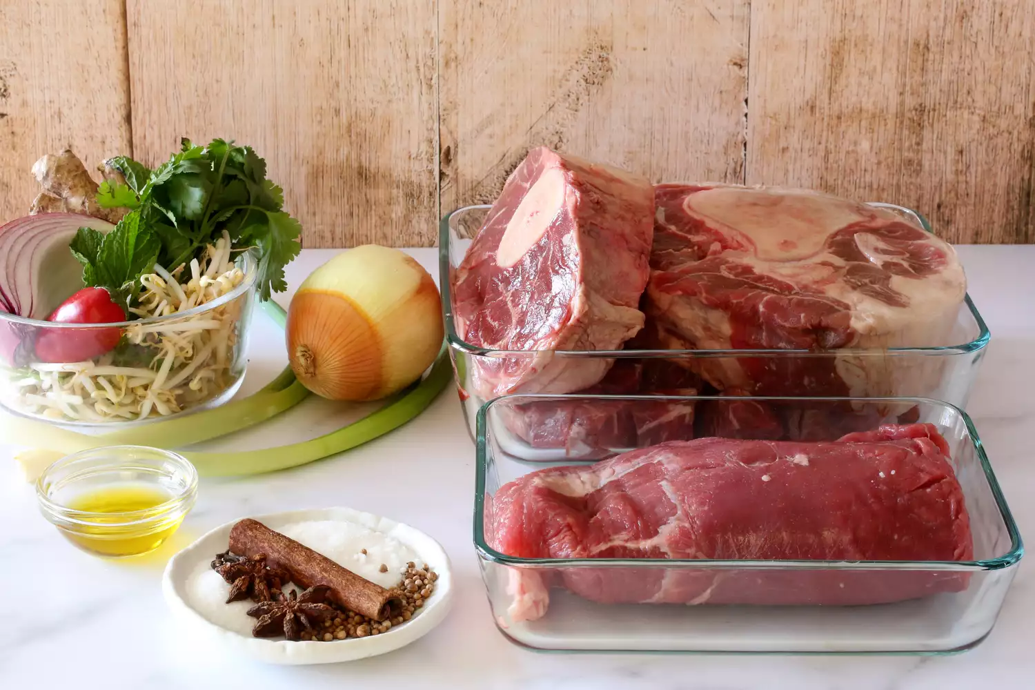 Ingrédients pour la soupe pho au boeuf