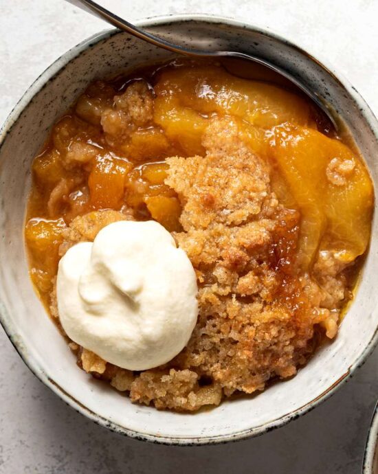 Crumble de Pêches Fraîches