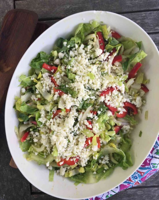 Recette de salade romaine avec queso fresco.