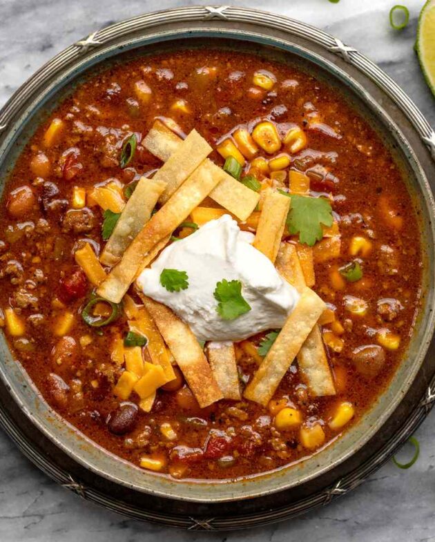 Recette de soupe taco à la mijoteuse Instant Pot.