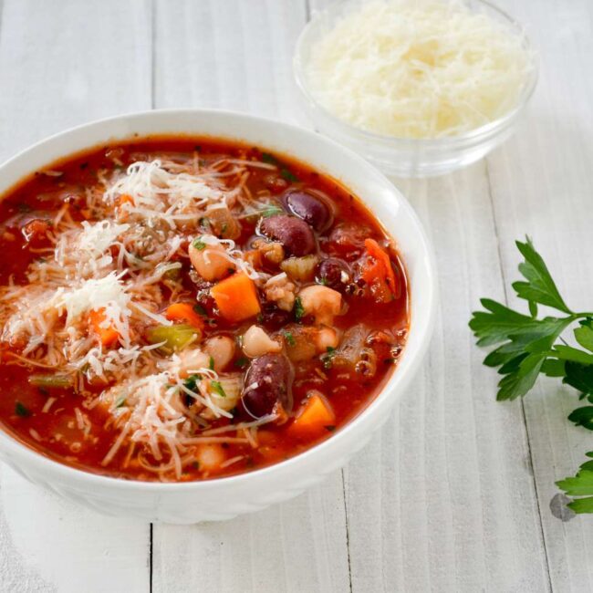 Recette de Pasta e Fagioli de l’Olive Garden au feuillage.